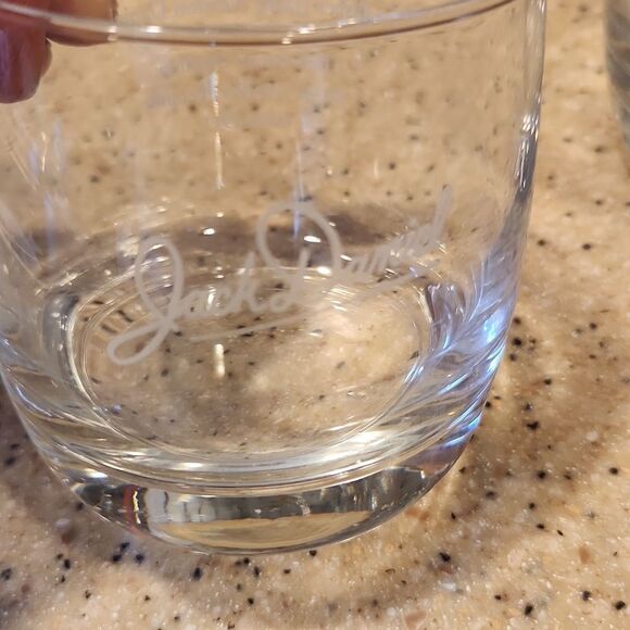 Jack Daniel's Whiskey Glasses Set of 2 - Picture 2 of 5